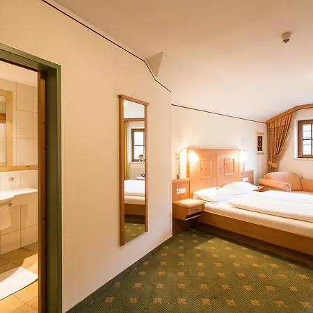 Szálloda Alpenrast Tyrol 3*