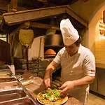 Alpenrast Tyrol Hotel