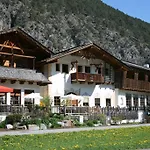 Hotel Alpenrast Tyrol Mils bei Imst