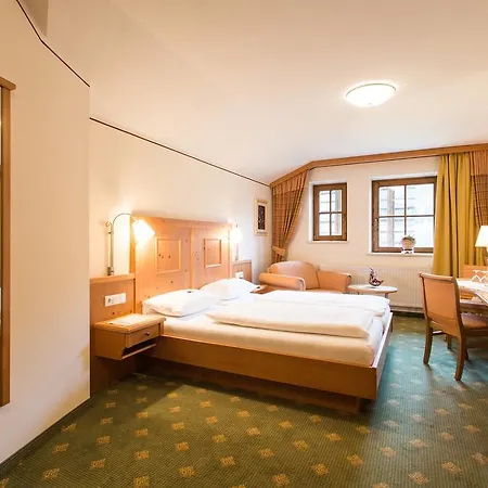 Hotel Alpenrast Tyrol