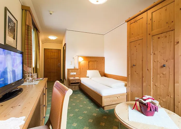 Hotel Alpenrast Tyrol Mils bei Imst